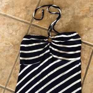 Women’s summer dress in Navy size Small